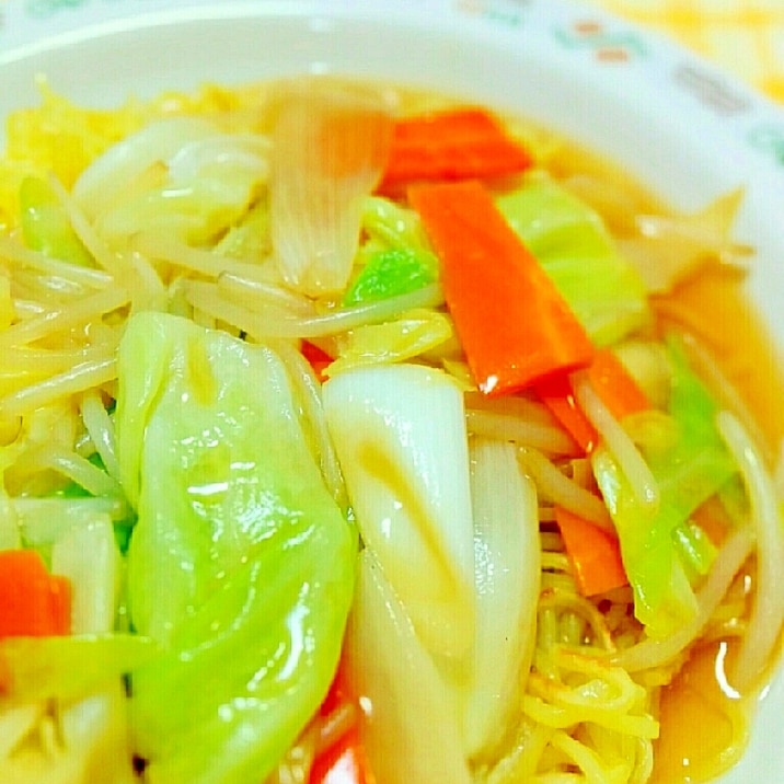 肉なし＆野菜タップリ♪ゴマ油風味のあんかけ焼きそば